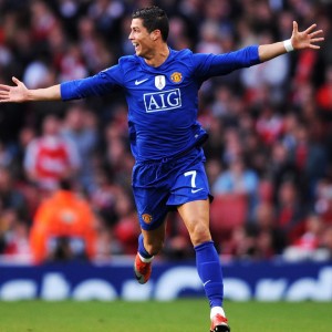 开云官网-梅西帽子戏法耀星空，武磊后防成筛子谁之过？梅西帽子戏法耀星空，武磊后防成筛子谁之过？